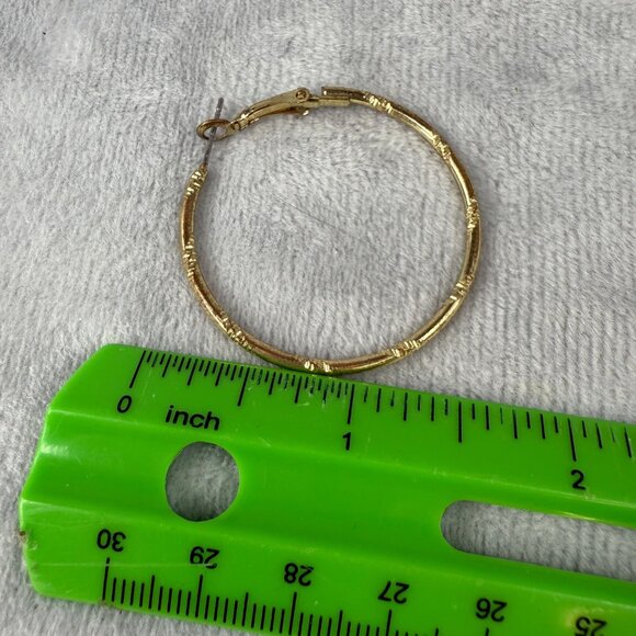 Gold-Toned Pierced Hoop Earrings 2 Pairs Bamboo & Plain Design Lightweight - Picture 8 of 12